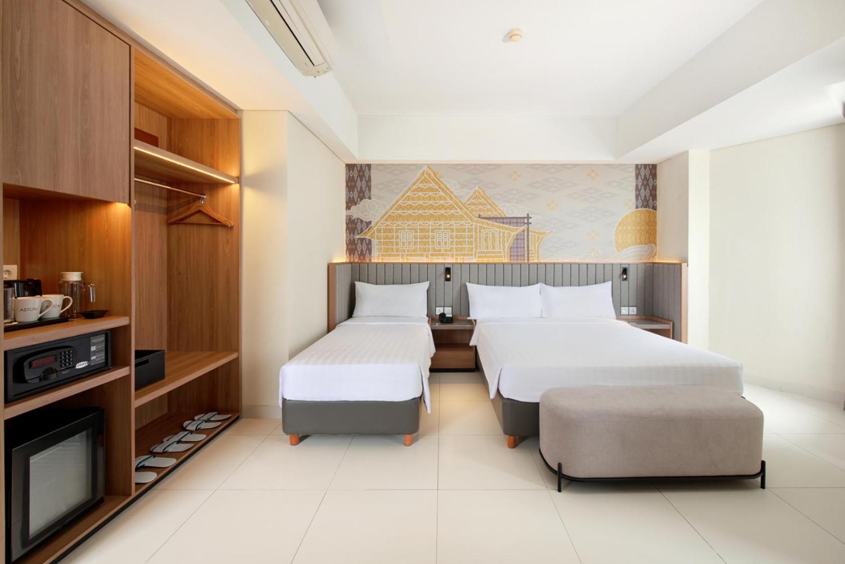 Aston Inn Pantai Losari ماكاسار المظهر الخارجي الصورة