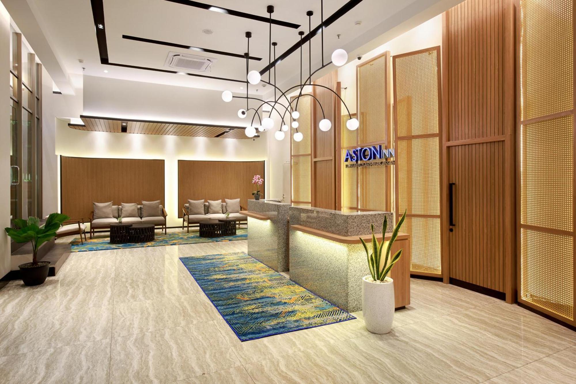 Aston Inn Pantai Losari ماكاسار المظهر الخارجي الصورة